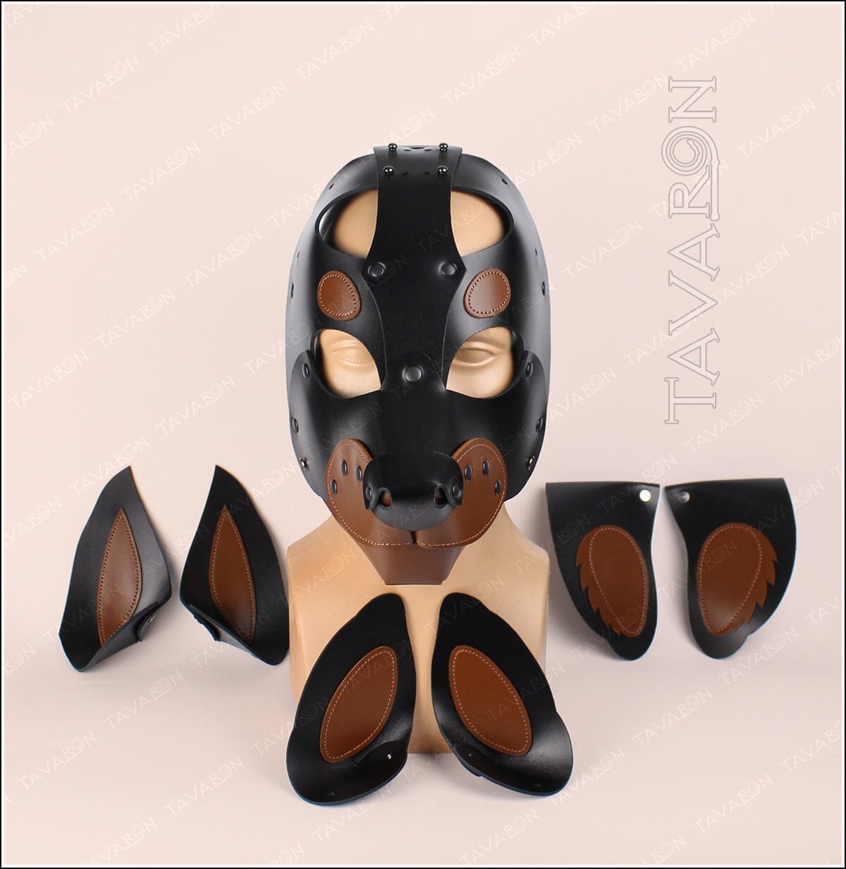 Leather doberman mask with moving jaw