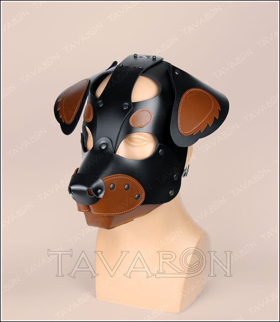 Leather doberman mask with moving jaw