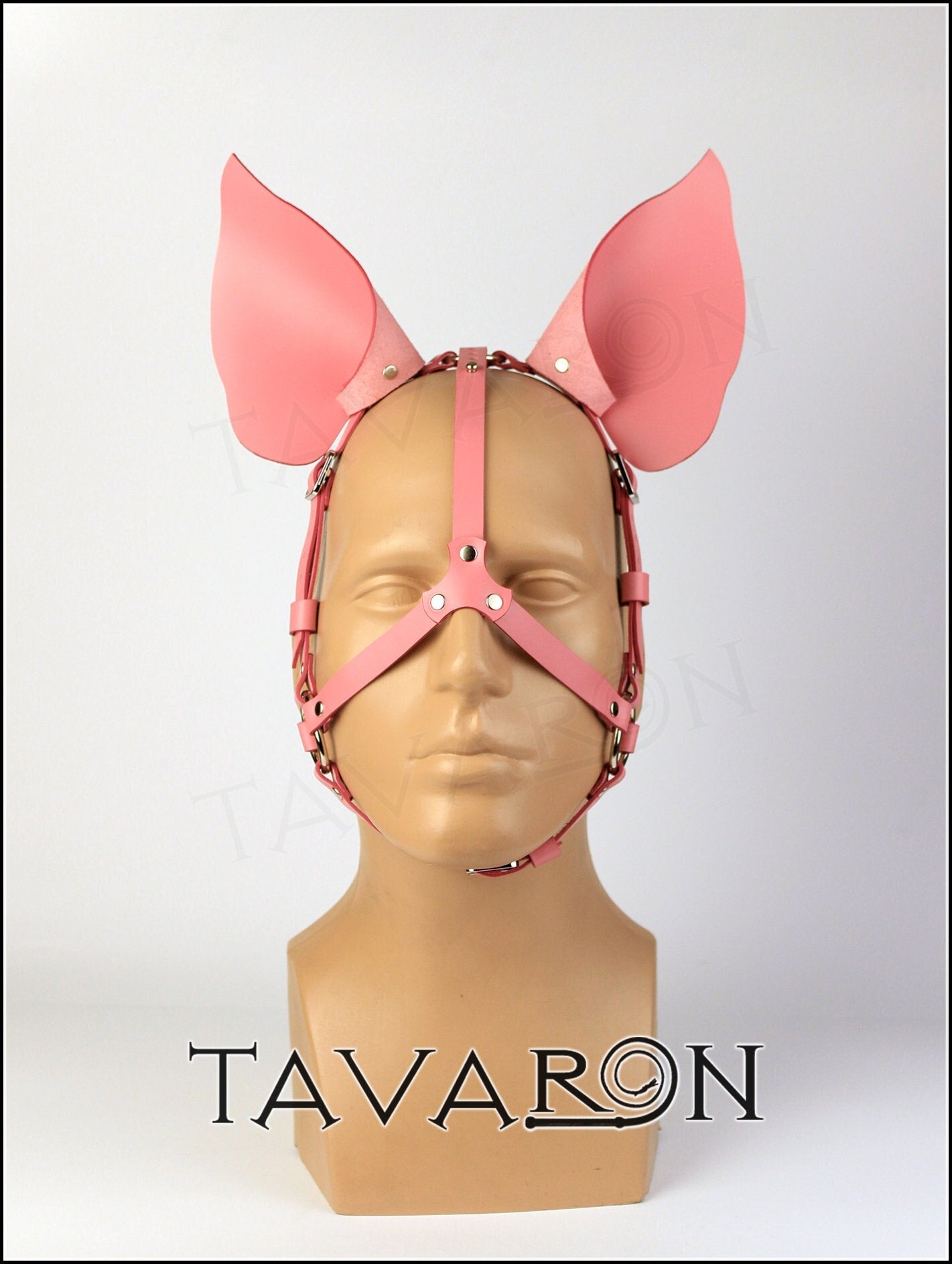 Leather pig mask with a snout