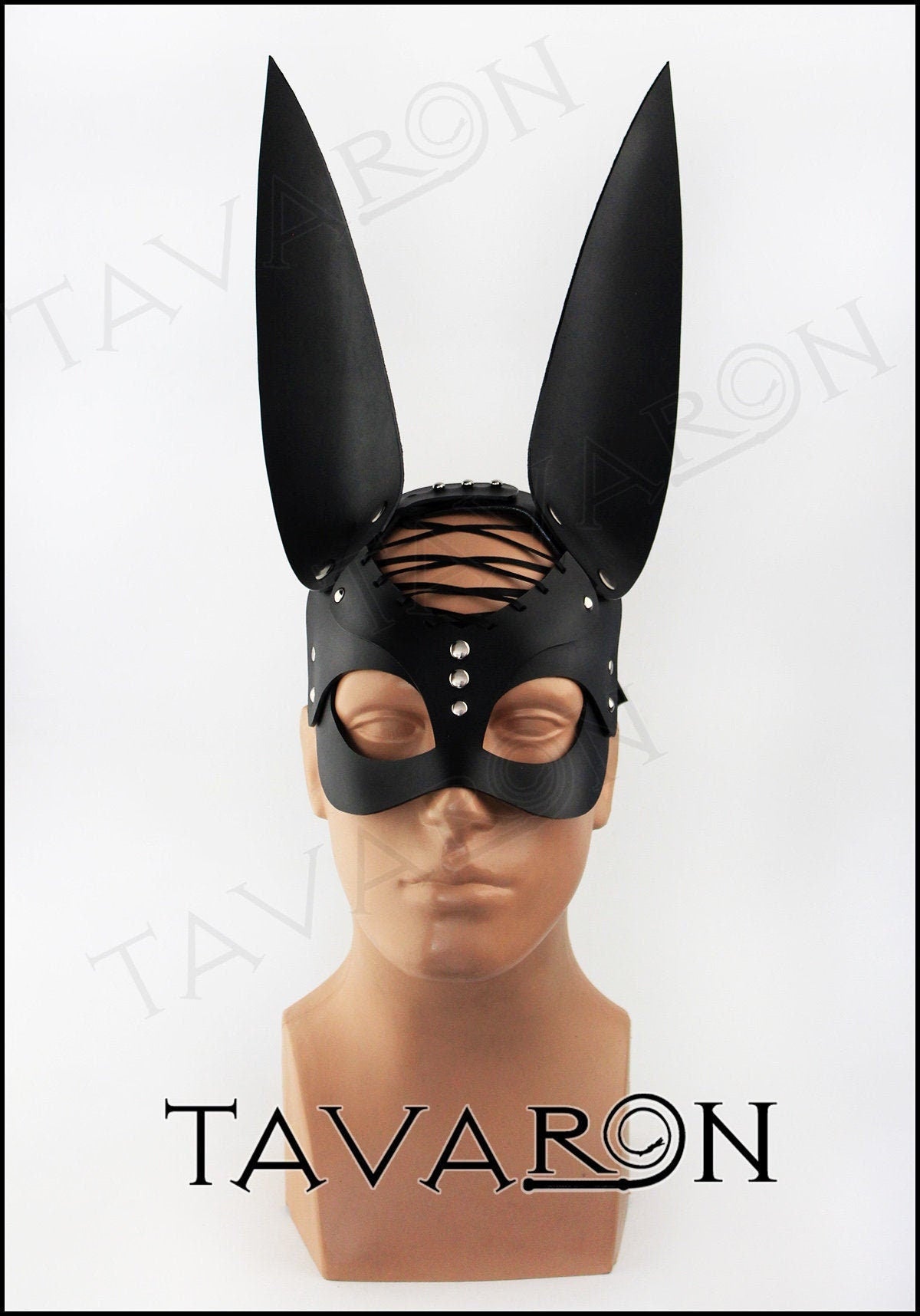 Leather rabbit mask with lace