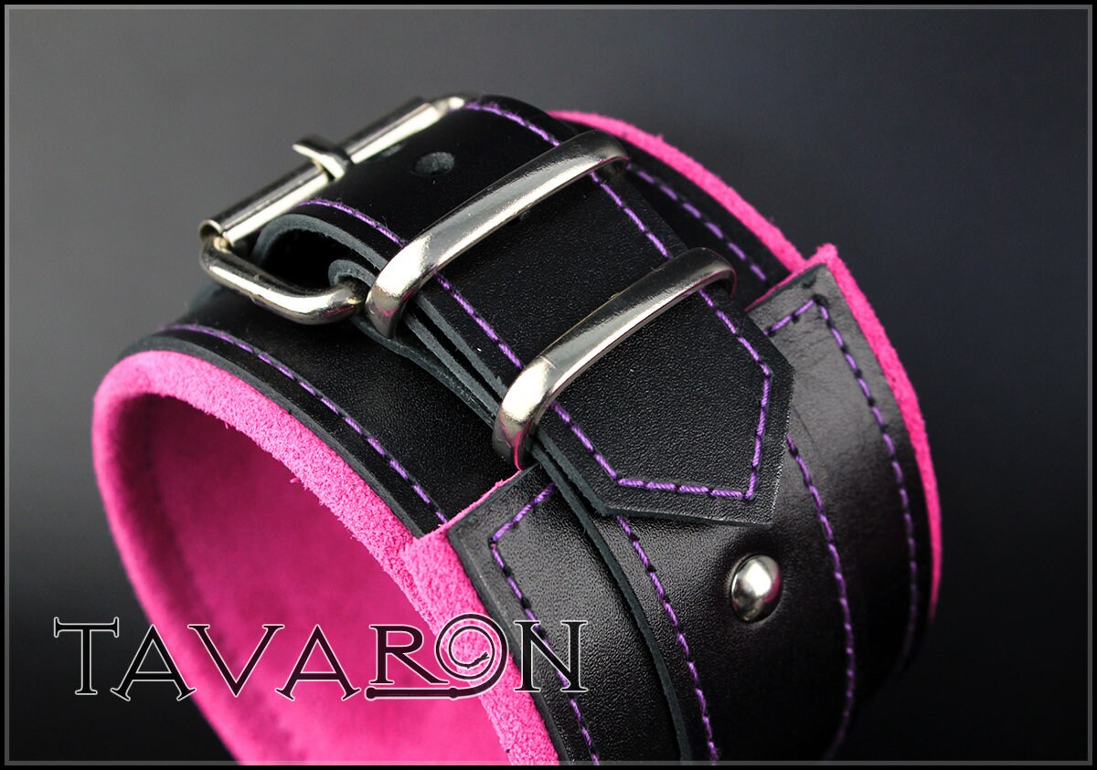 Leather restraints set with collar